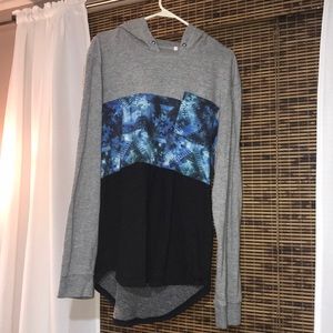 ON THE BYAS MENS HOODIE XL